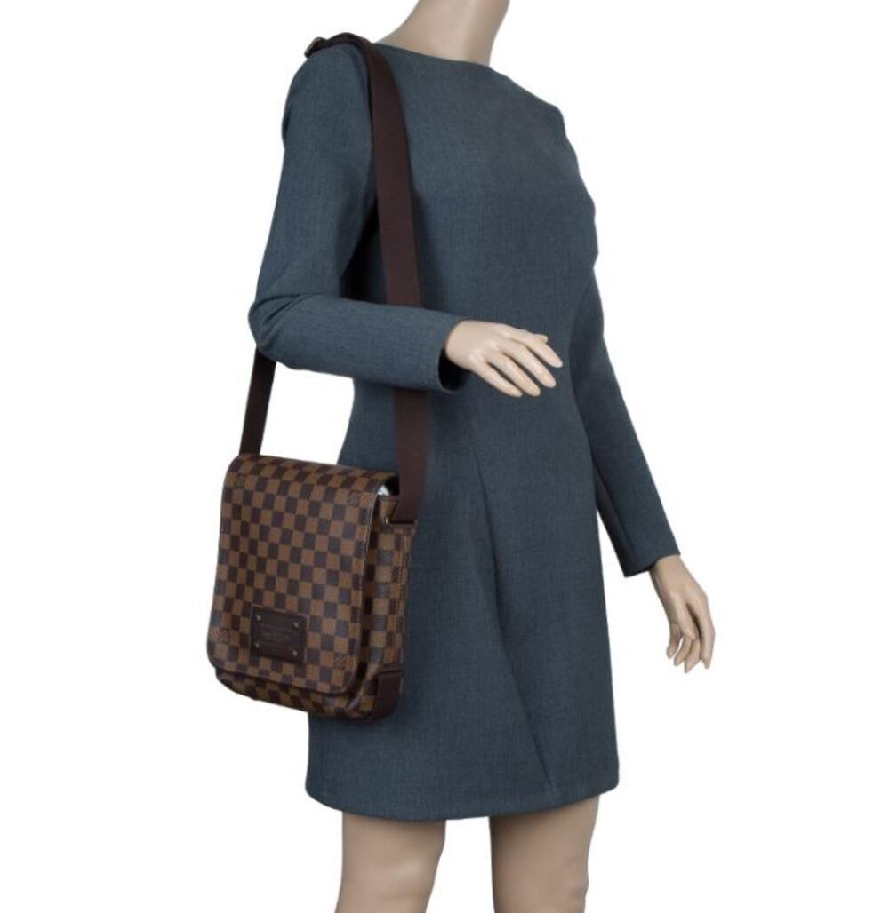 Louis Vuitton Brooklyn PM Damier Ebene Messenger Crossbody Bag Brown Unisex